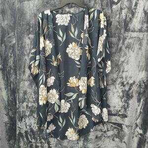 Emory Park Floral Blouse - Dark Blue and Cream